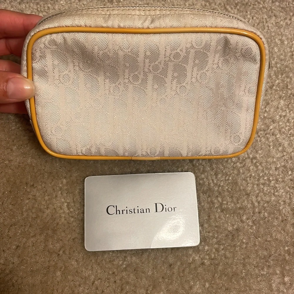 CHRISTIAN DIOR ZIPPY POUCH
